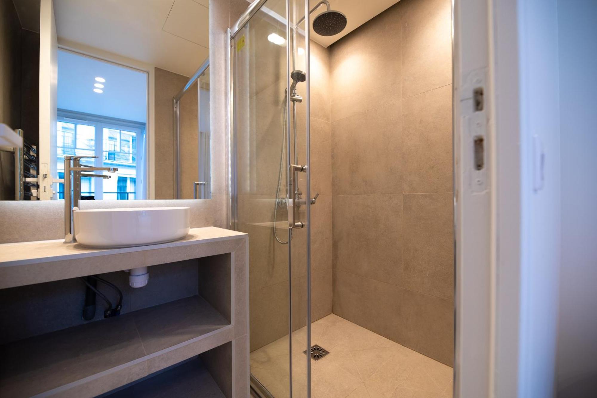 Amazing Flat - Champs Elysees Parijs